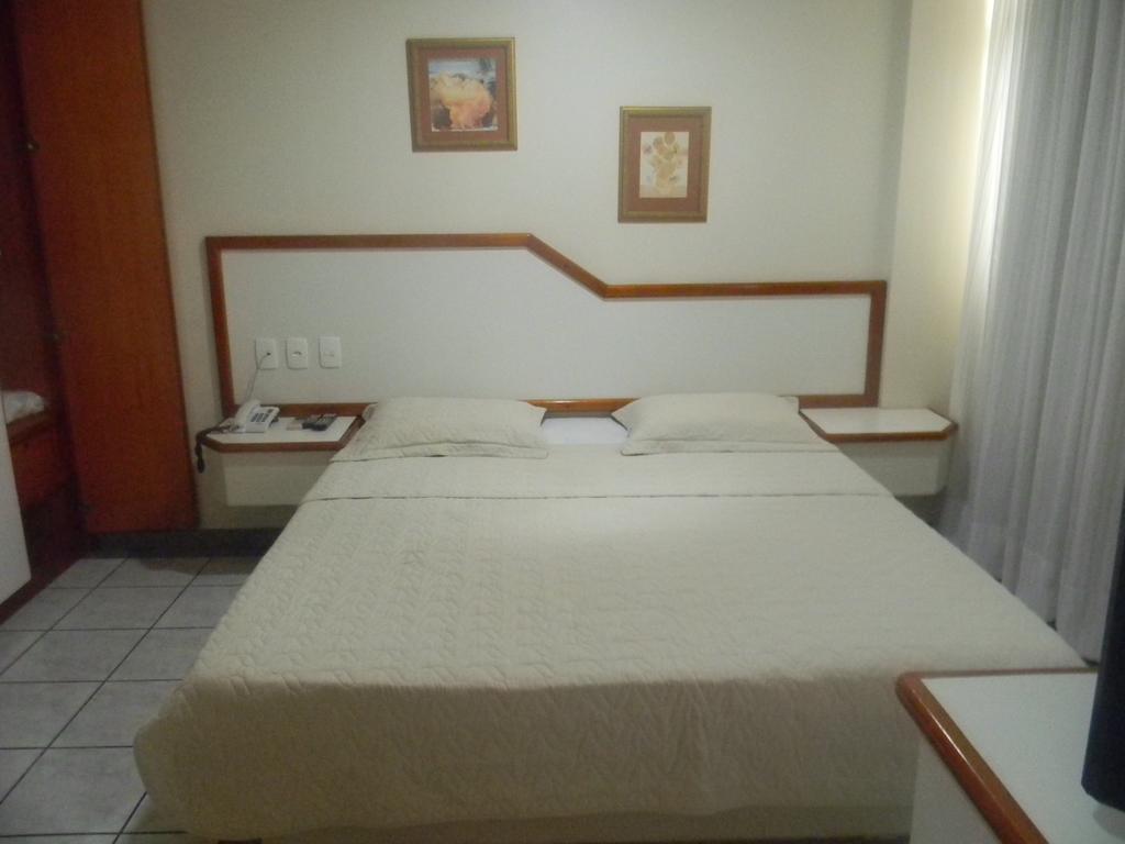 Hotel Slaass Manaus Rum bild